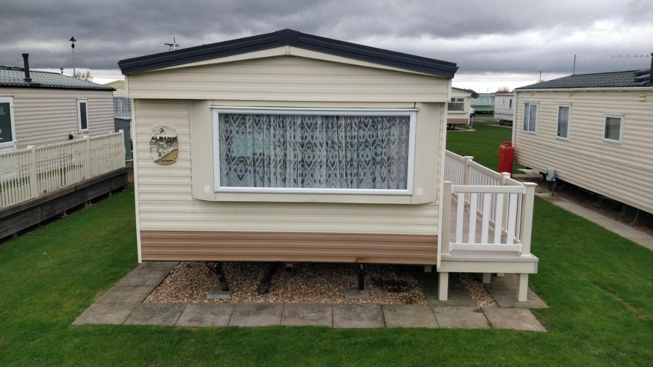 6 Berth Heated On The Chase Apartamento Skegness Exterior foto